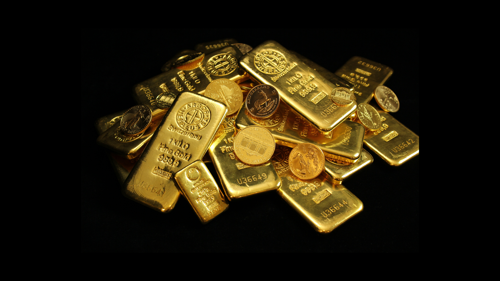 What are the advantages of a self-directed gold IRA?
